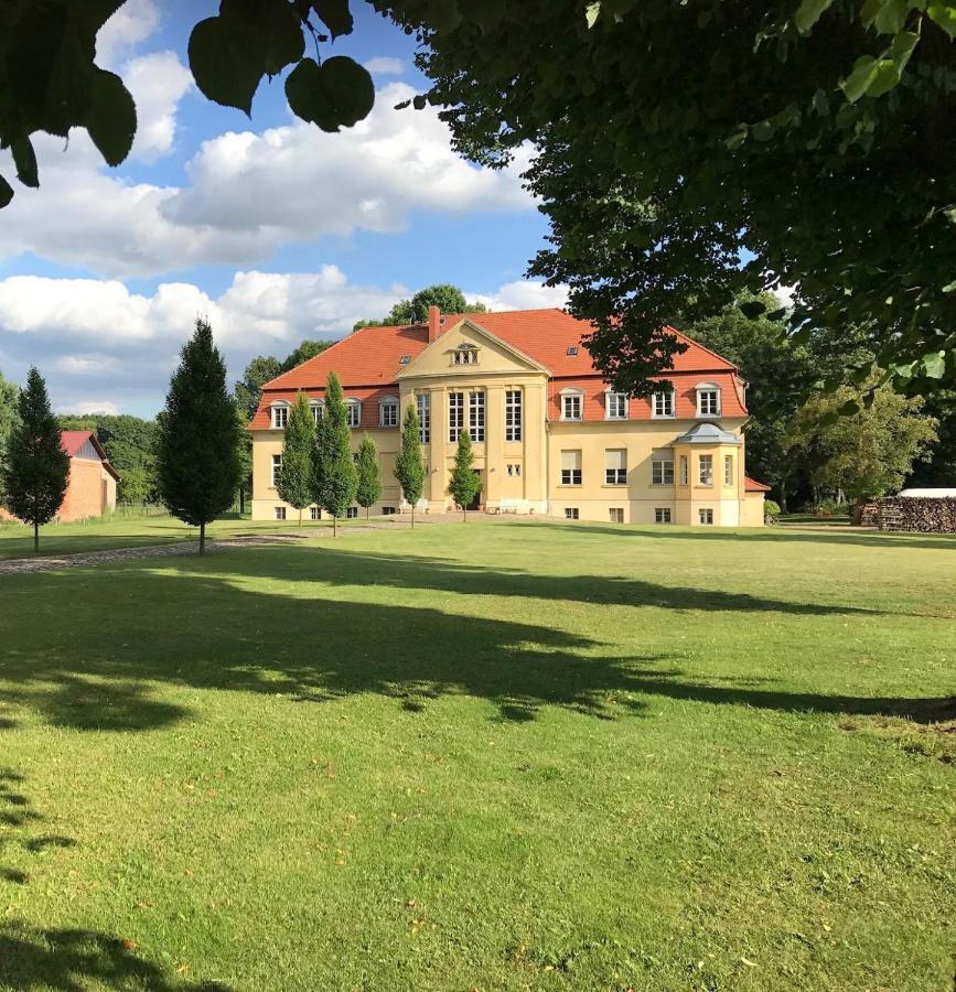 Schloss Grabow, Resting Place & A Luxury Piano Collection Resort, Prignitz Brandenburg Grabow  Εξωτερικό φωτογραφία